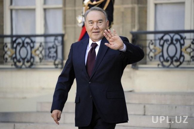 Видео: Нурсултан Назарбаев прибыл в Ташкент