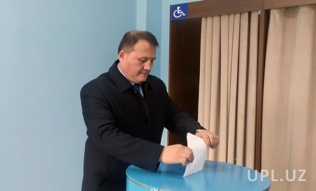 Руководитель УзЛиДеП проголосовал на выборах