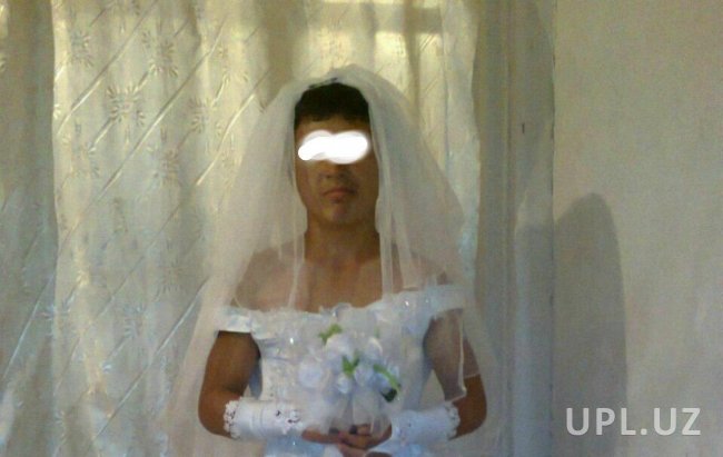 В Узбекистане мужчина был раскритикован за фото в свадебном платье