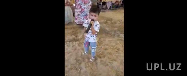 Видео: 5-летний мальчик покорил интернет своим пением