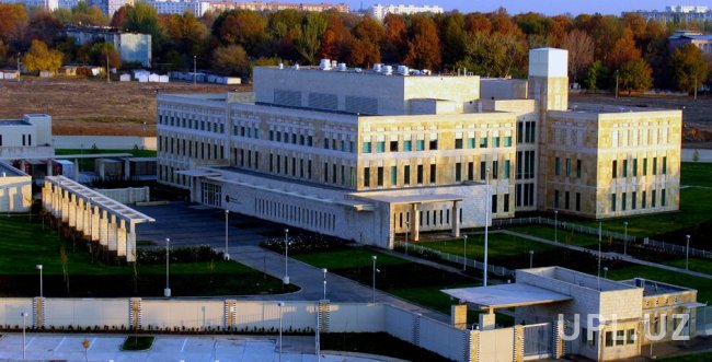 В посольстве США в Ташкенте прокомментировали отъезд блогера Оллашукуровой