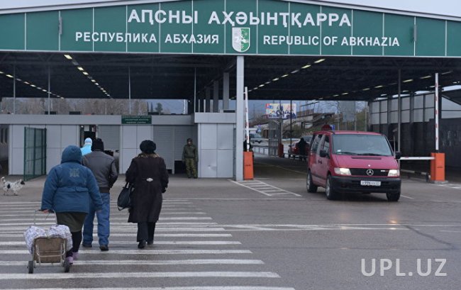 Власти Абхазии ввели ограничение на въезд для граждан Узбекистана