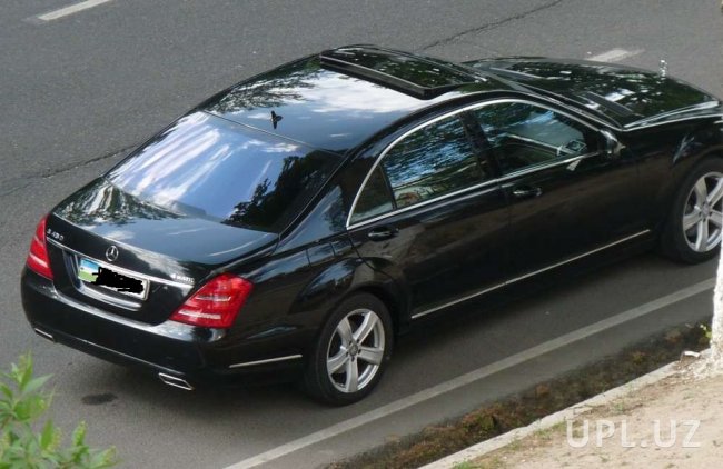 В Узбекистане планируют сэкономить на служебных автомобилях чиновников