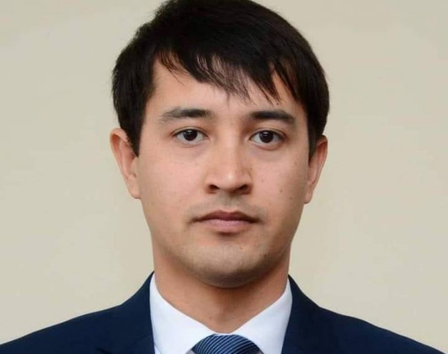 Журналист Абдукодир Муминов призвал Саиду Мирзиёеву дать интервью на узбекском языке