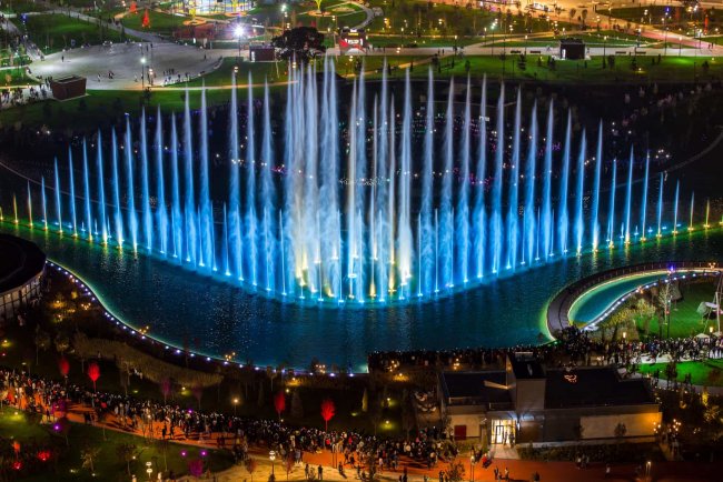 В Ташкенте заработал музыкальный фонтан