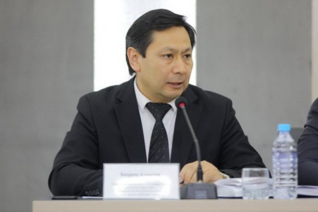 «Мы лечим зараженных согласно стандартам Китая»,  — Бахром Алматов