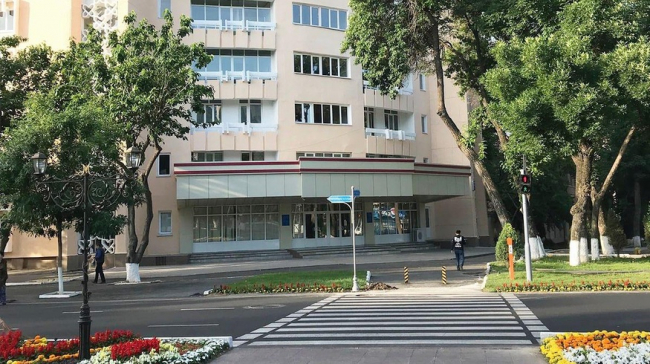 В Ташкенте на карантин закрыли родильный дом №6