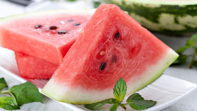 Ташкентцев удивила завышенная цена на арбуз