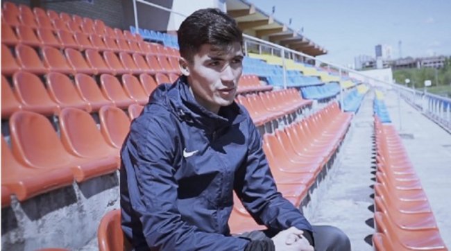«Как только вернусь в Узбекистан, первым делом поем плов», — футболист Жасур Яхшибоев