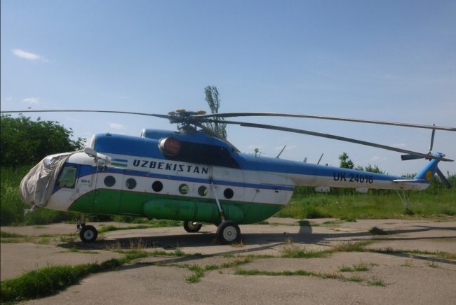 Авиакомпания Uzbekistan Airways  выставила на продажу два вертолета