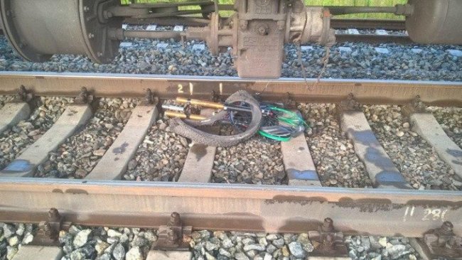 В Ферганской области пассажирский поезд сбил 12-летнего мальчика