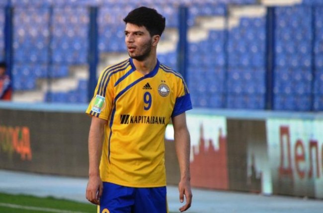 Турецкий футбольный клуб планирует купить Джалолиддина Машарипова за 2 млн евро