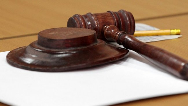 В Самарканде суд вынес приговор женщине, которая пыталась поджечь сотрудников МИБ