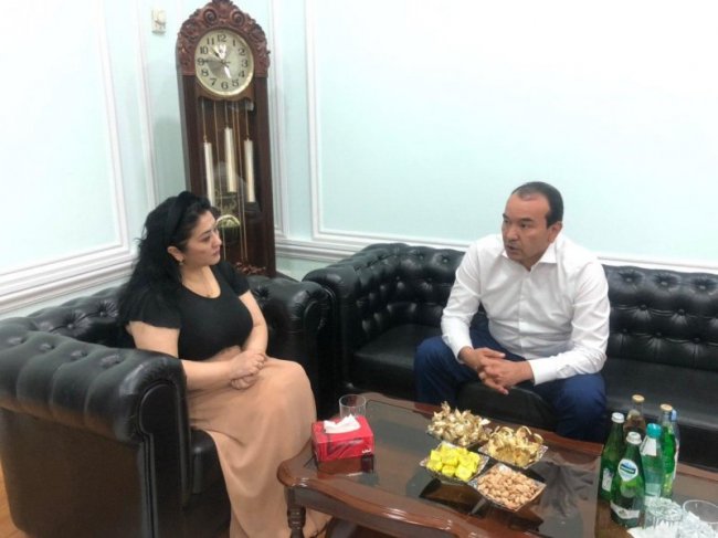 После 25-летнего перерыва на сцену планирует вернуться звезда 90-х годов Мохира Асадова