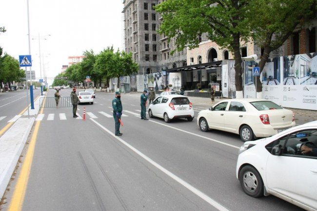 Узбекистанцы в период усиленного карантина смогут ездить на личном авто только утром и вечером
