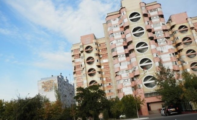 В Ташкенте 77-летний мужчина совершил суицид, спрыгнув с 9 этажа