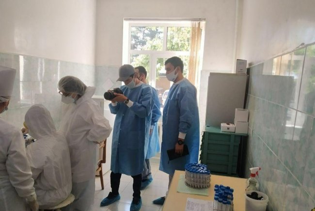 В Узбекистане снимают документальный фильм о борьбе с коронавирусом