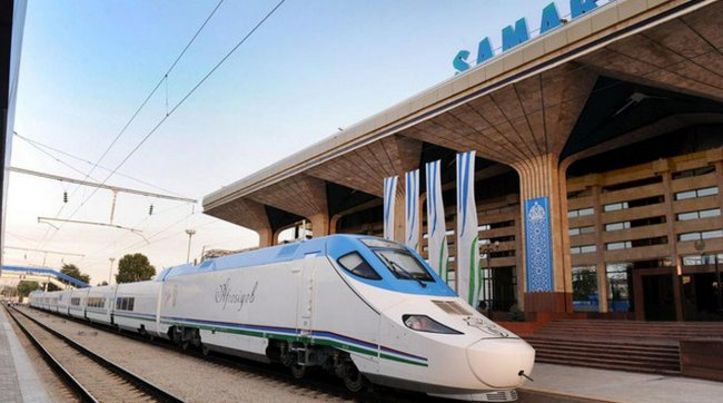 По каким направлениям возобновят движение поездов и полеты с 15 августа в Узбекистане?