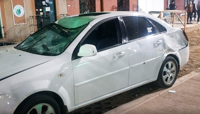 В Ташкенте 19-летний парень на автомобиле сбил инспектора ДПС