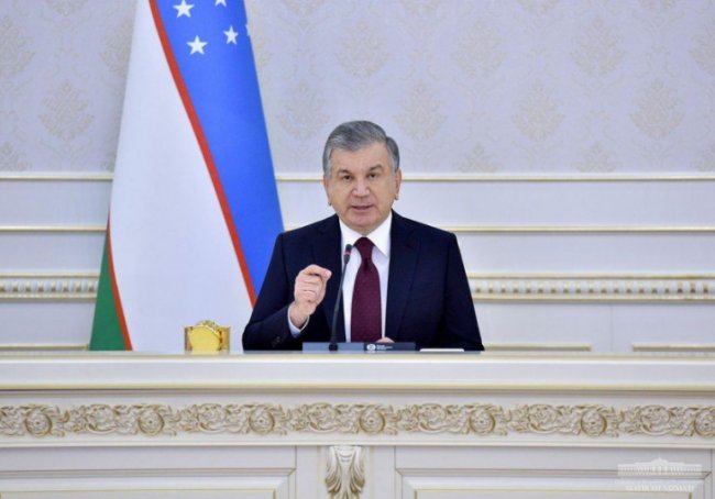Президент Узбекистана дал указание увеличить резерв коечных мест для пациентов с коронавирусом