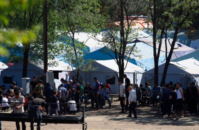 В Ростовской области в палаточном лагере для мигрантов скончался узбекистанец
