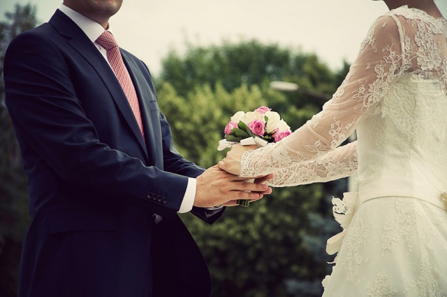 В Узбекистане за одни сутки зафиксировано более 300 нарушений карантина на свадьбах