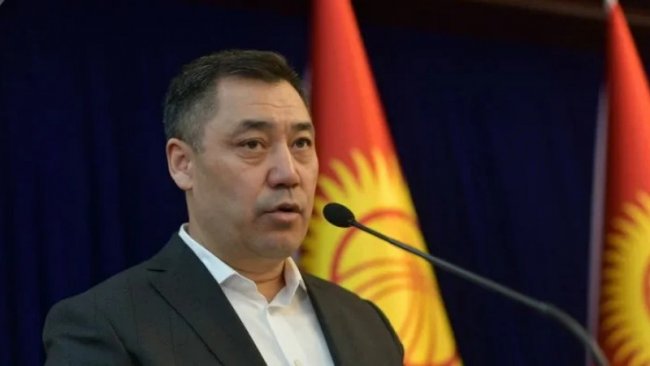 В Кыргызстане спикер парламента отказался от президентских полномочий