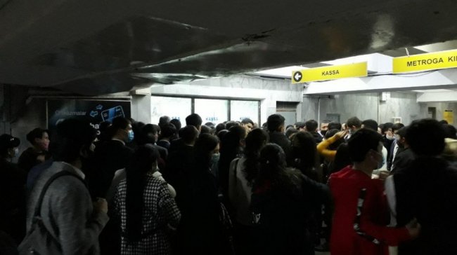 Названа причина массового скопления граждан на станции метро «Беруни»