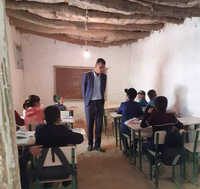 Пользователей сети шокировали фотографии из школы Чиракчинского района