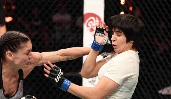Узбекистанка Лилия Шокирова проиграла в дебютном бою в рамках UFC