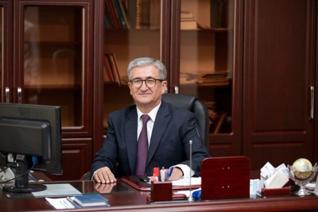 Экс-министр здравоохранения Узбекистана получил новую должность в ведомстве