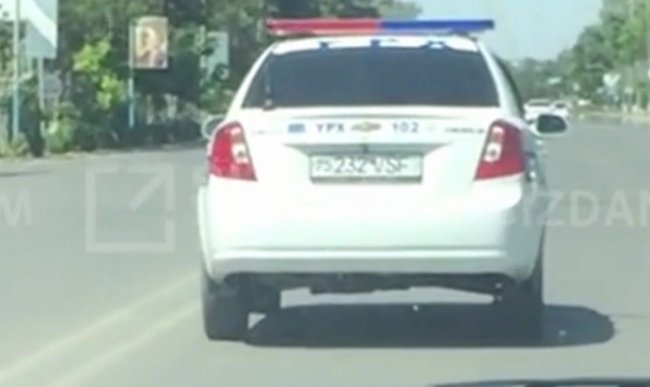 Видео: В Термезе нарушивший ПДД инспектор ДПС оштрафован