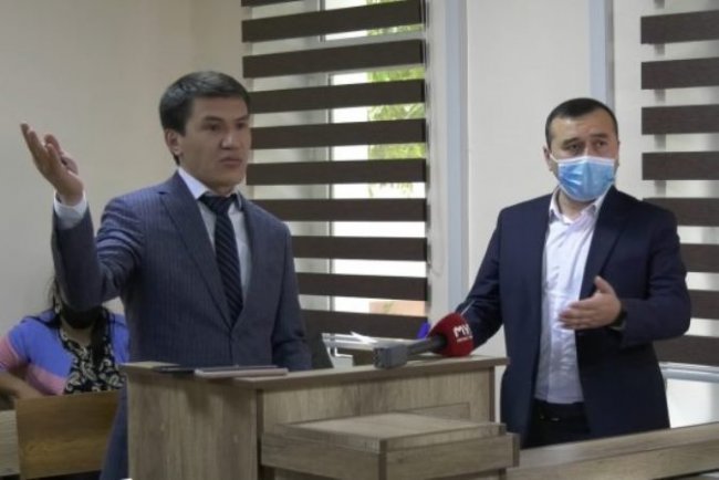 Суд обязал экс-депутата извиниться перед министерством народного образования Узбекистана
