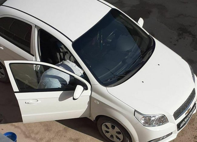 Глава Турткульского районного медицинского объединения оштрафован за то, что заставил работницу мыть свое авто