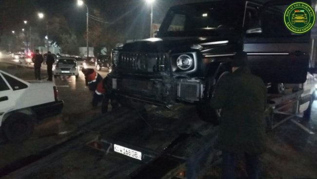 В Ташкенте произошло ДТП с участием Mercedes G 63 AMG и Nexia