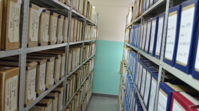 В Кашкадарьинской области сотрудники архива сдали документы в макулатуру