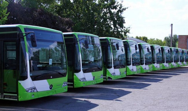 В Ташкенте не отменят оплату за проезд в автобусе наличными