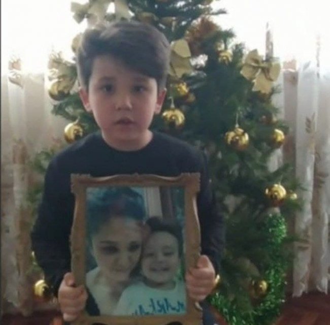 Видео: Брат погибшего в ДТП мальчика обратился к руководителю Узбекистана