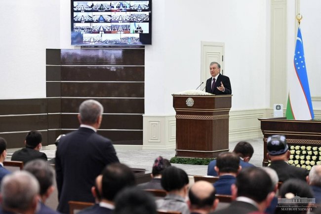 Президент Узбекистана утвердил хокима Бухарской области