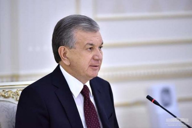 Президент Узбекистана поручил начать вакцинацию от коронавируса