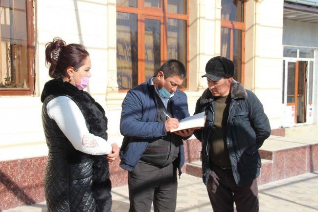 Представители УзЛиДеП изучили проблемы предпринимателей Иштыхана