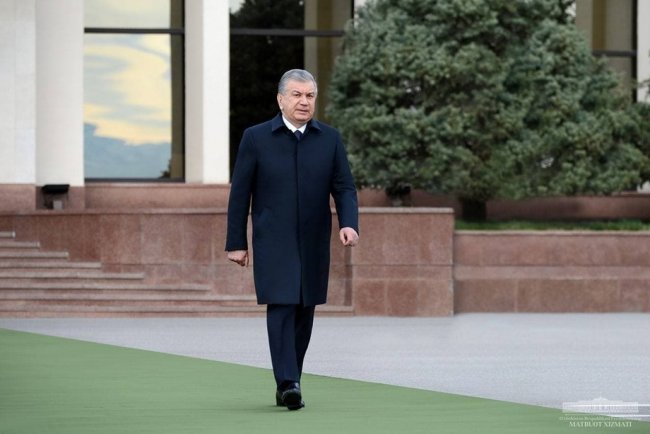 Президент Узбекистана отбыл в Наманганскую область