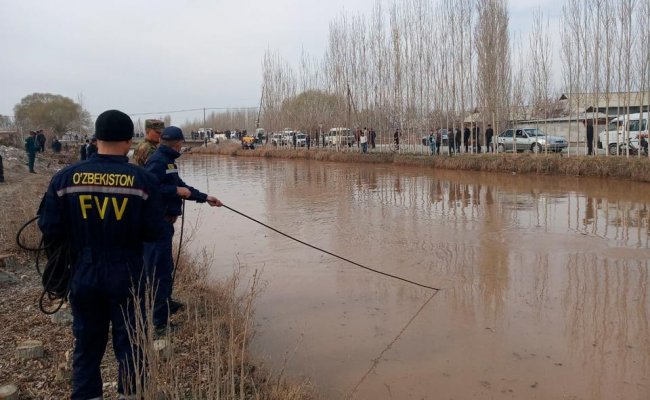В Ферганской области в канале обнаружили тело одного ребенка