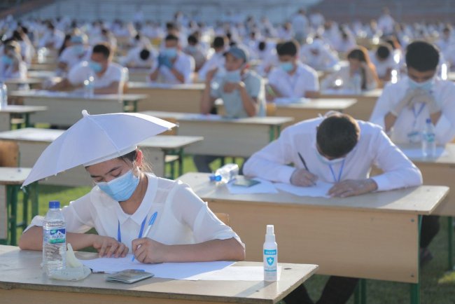В Узбекистане названы предметы по которым состоятся вступительные экзамены в вузах