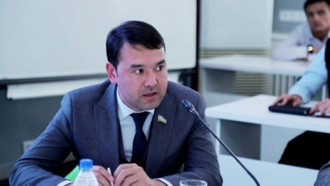 Видео: Расул Кушербаев посетил люли-махаллю