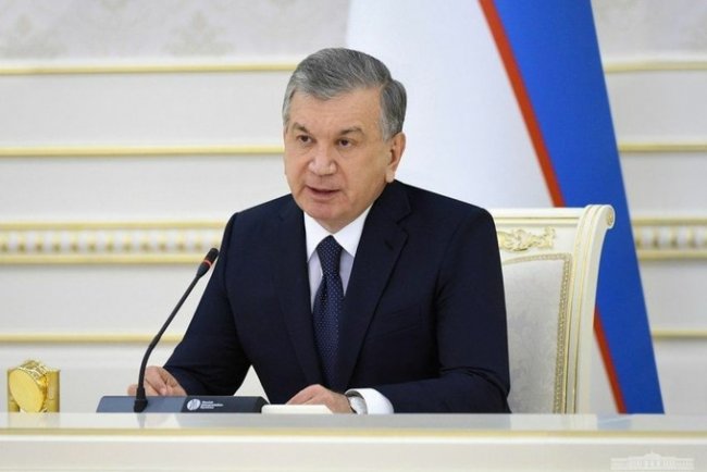 Президент Узбекистана заявил о проблеме с сахаром и растительным маслом