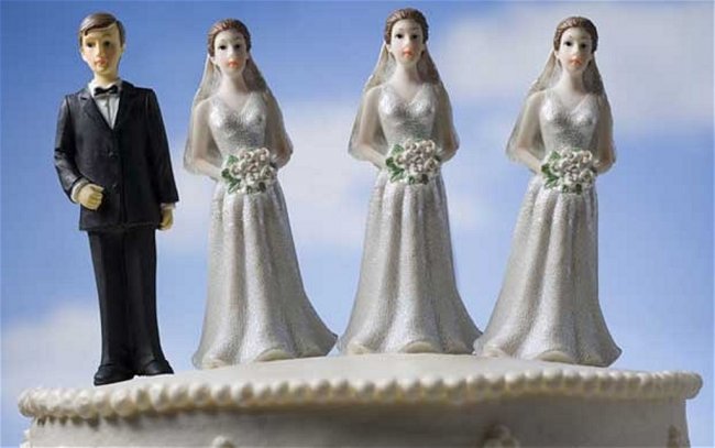 Гражданка США выступила против многоженства супруга из Узбекистана