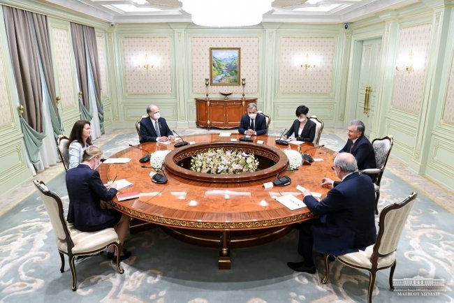 Лидер Узбекистана встретился с представителями ОБСЕ