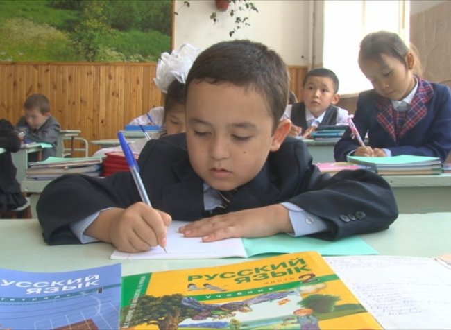 Образование в России не для всех? Детей мигрантов проверят по базе МВД