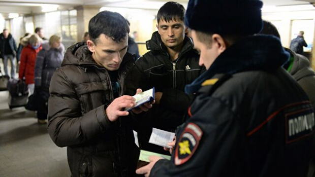 Правоохранители России просят всех мигрантов вставать на учет по месту своего пребывания